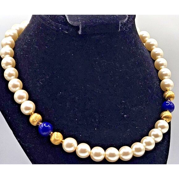 Retro 1980s Napier Pearl & Navy Acrylic Beaded Necklace Signed 18.5in - Picture 5 of 6